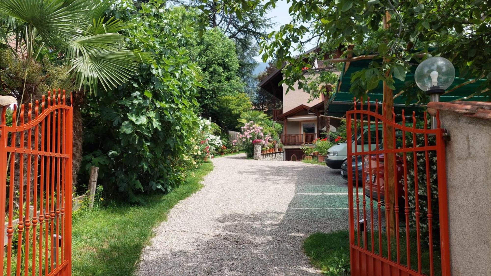 Nora S Home 4 - Panoramic Terrace & Bio Garden Мерано Екстериор снимка
